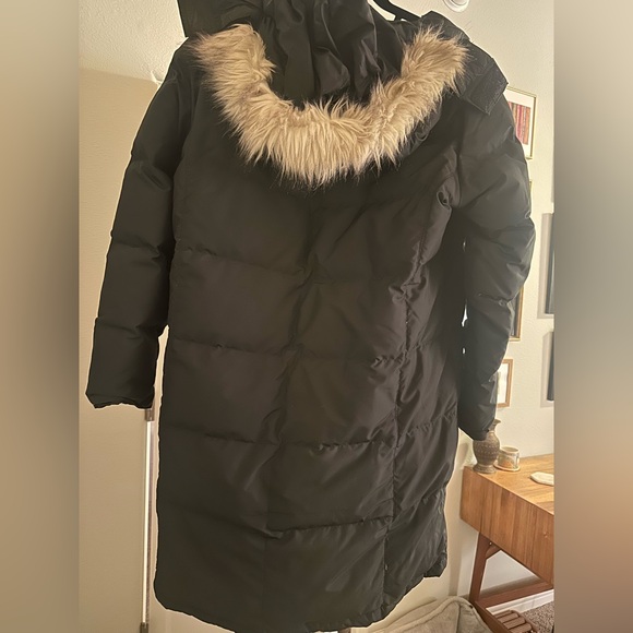L.L. Bean Black Puffer 3/4 Length Jacket with Faux Fur Hood - XL - Picture 6 of 8